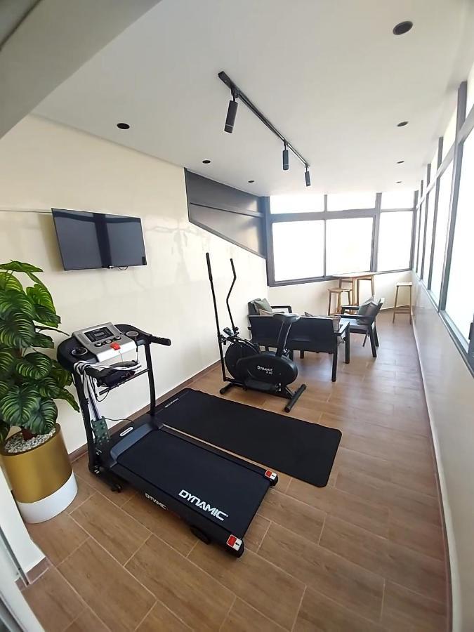Modern Apartment Opposite The Hassan2 Mosque, Very Well Equipped And Stylish, 85 M2 With Gym And Direct Sea View With Underground Garage , Prohibits Unmarried Couples Of Arab Origin Casablanca Exterior foto